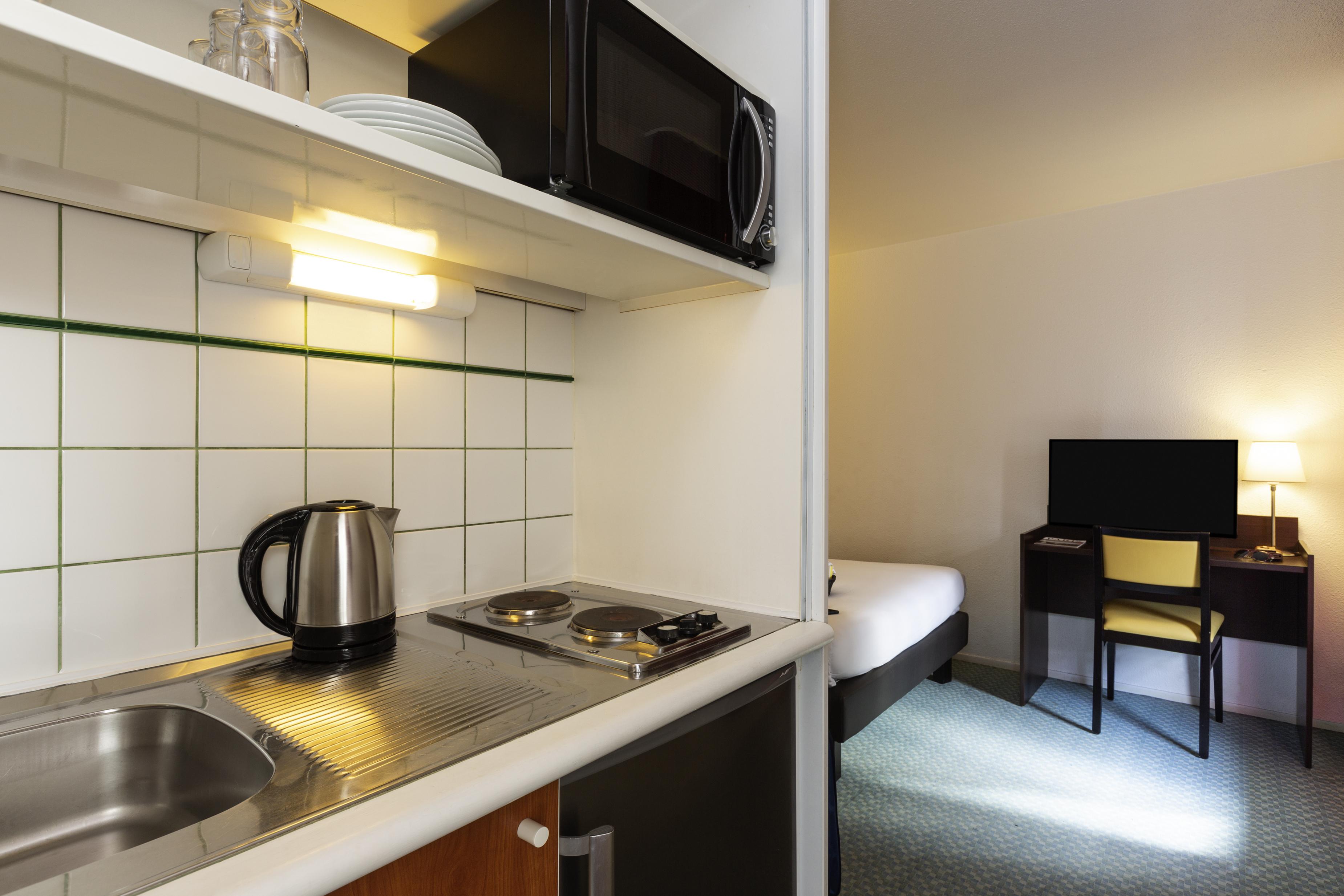 Aparthotel Adagio Access La Defense - Leonard De Vinci Курбевуа Экстерьер фото