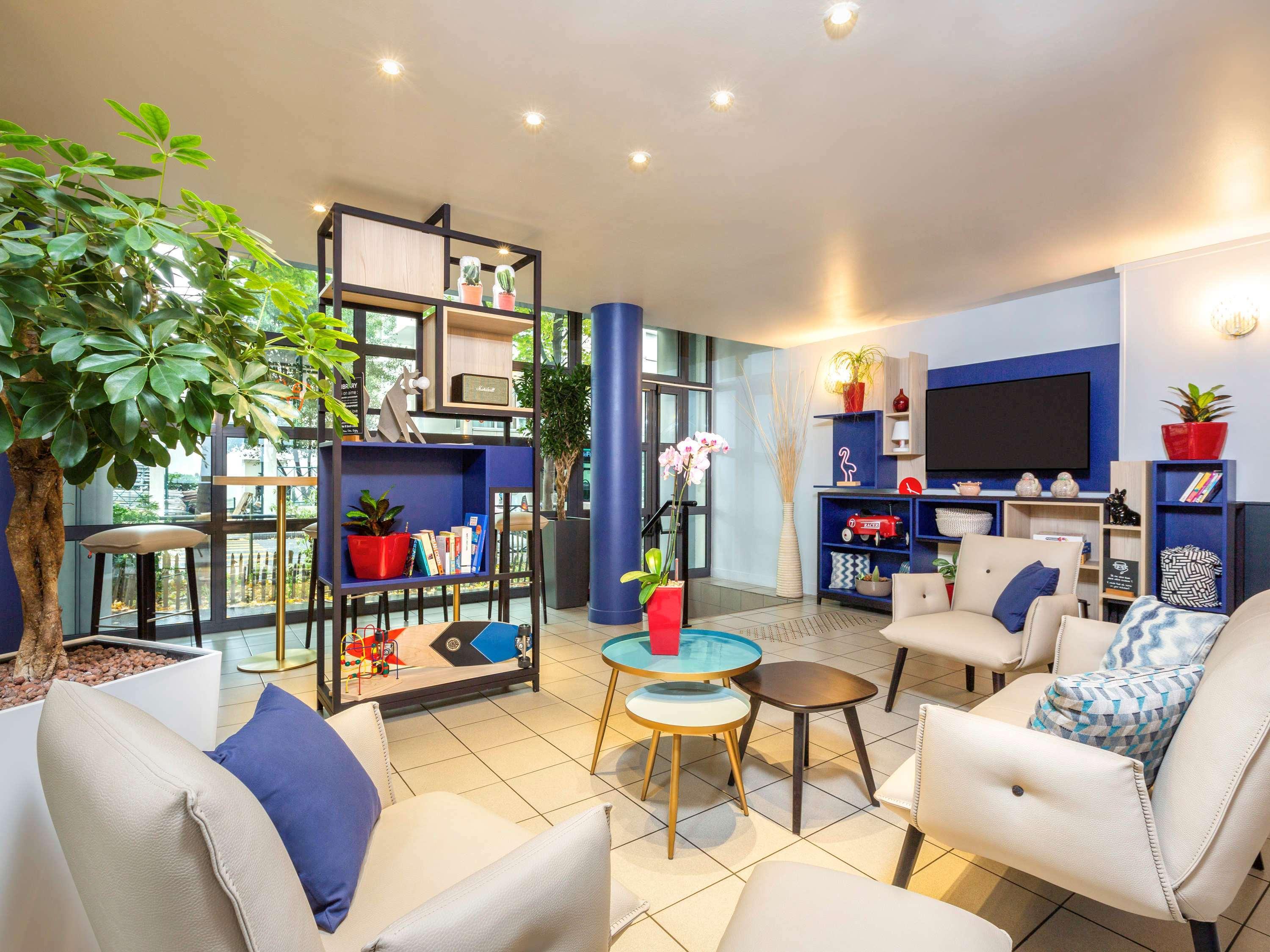 Aparthotel Adagio Access La Defense - Leonard De Vinci Курбевуа Экстерьер фото