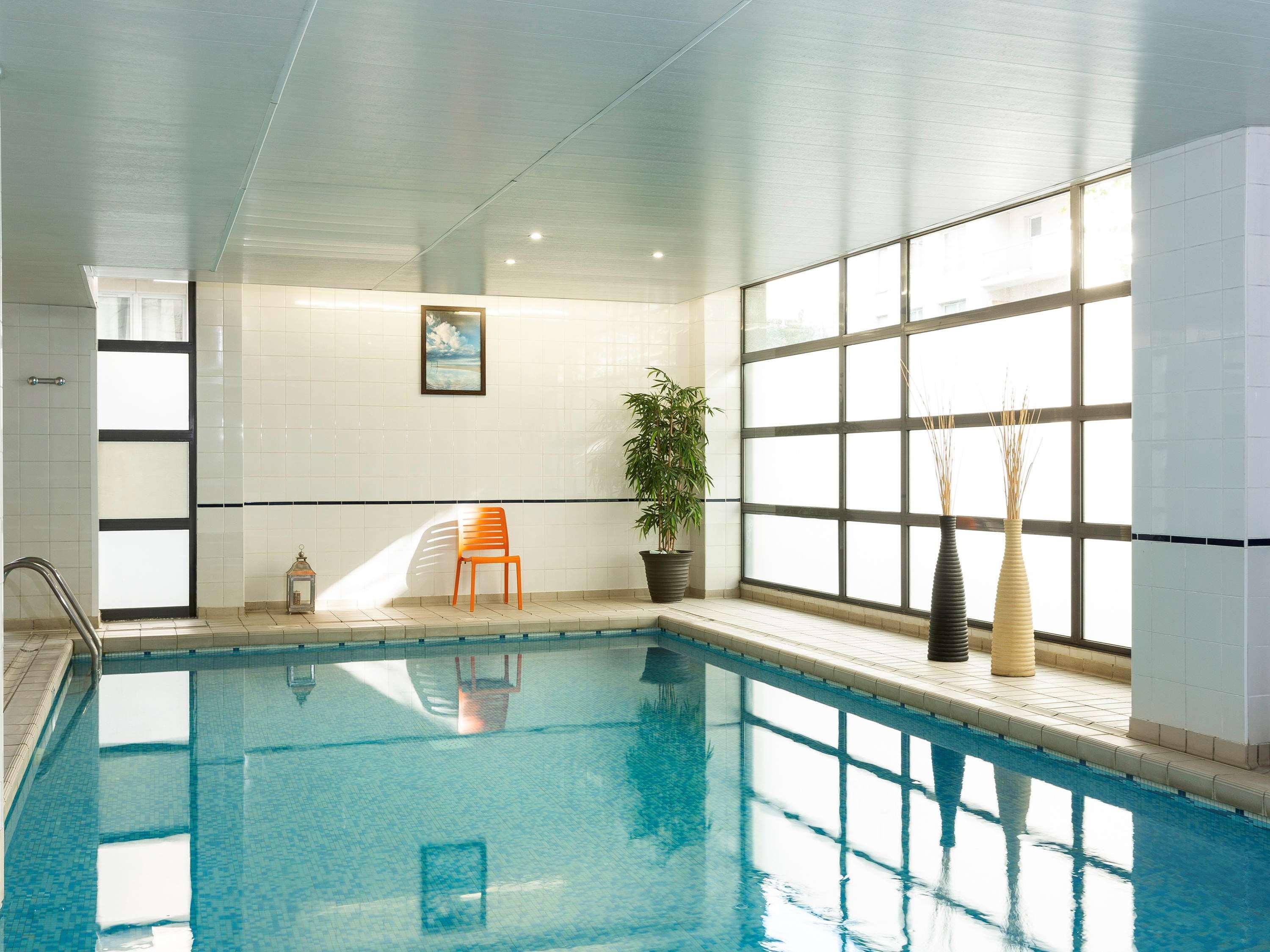 Aparthotel Adagio Access La Defense - Leonard De Vinci Курбевуа Экстерьер фото